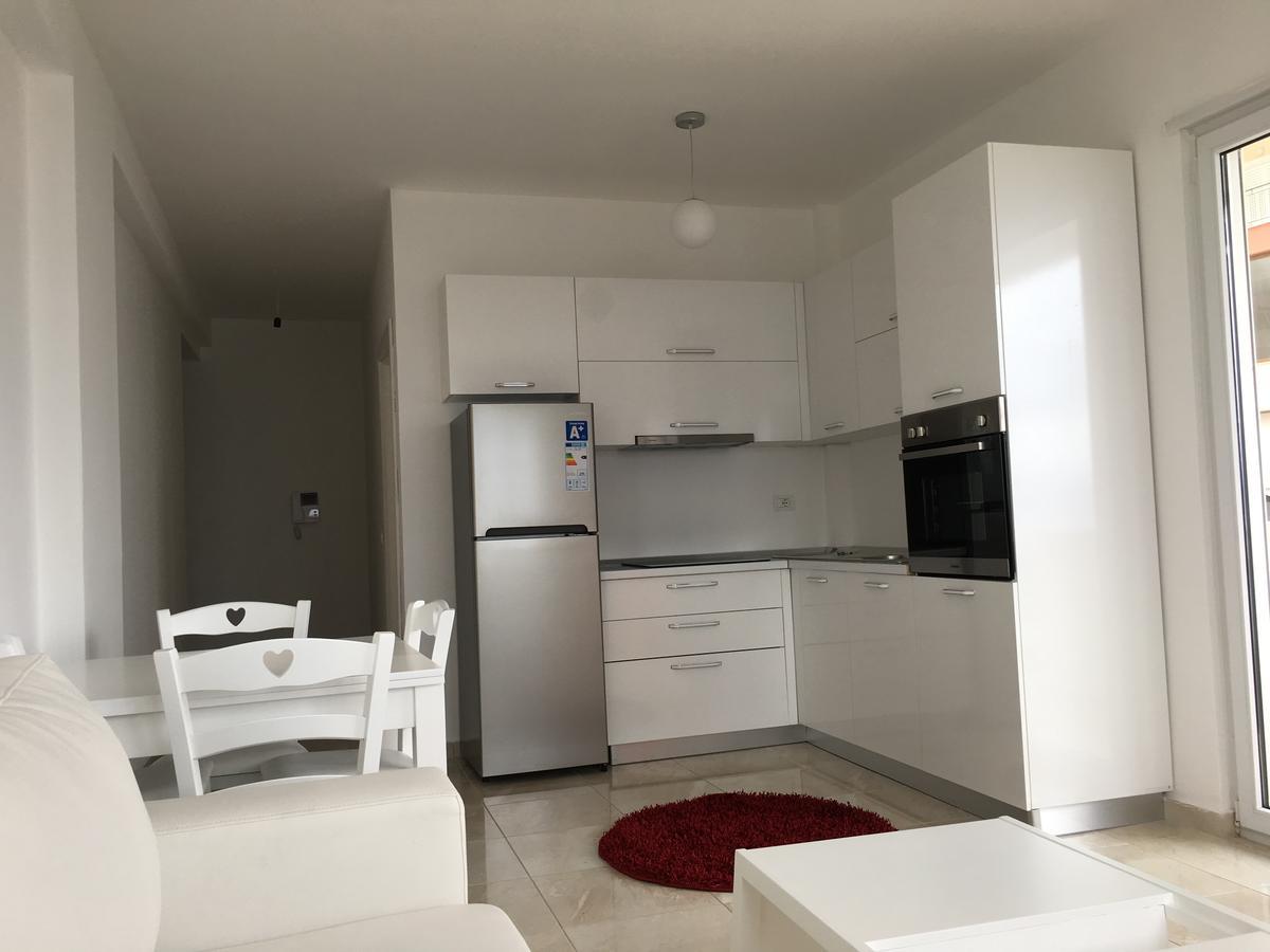 White Residence Apartament Саранда Екстер'єр фото