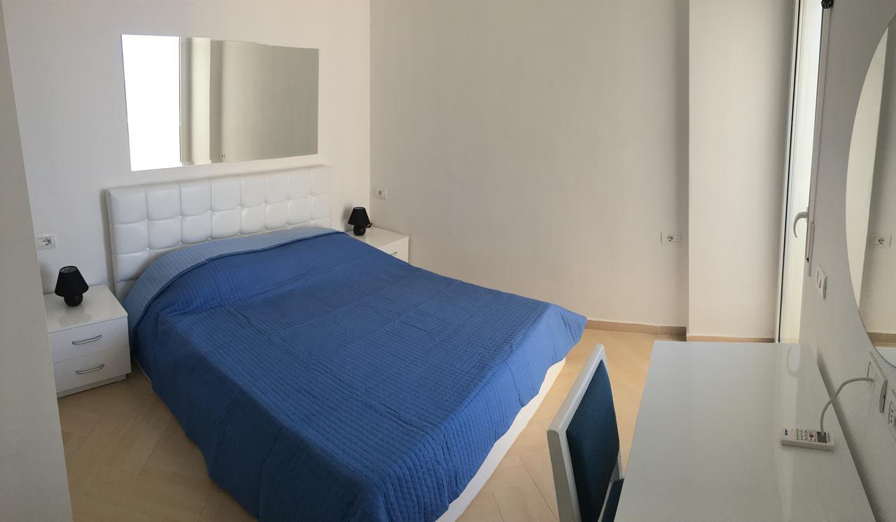 White Residence Apartament Саранда Екстер'єр фото
