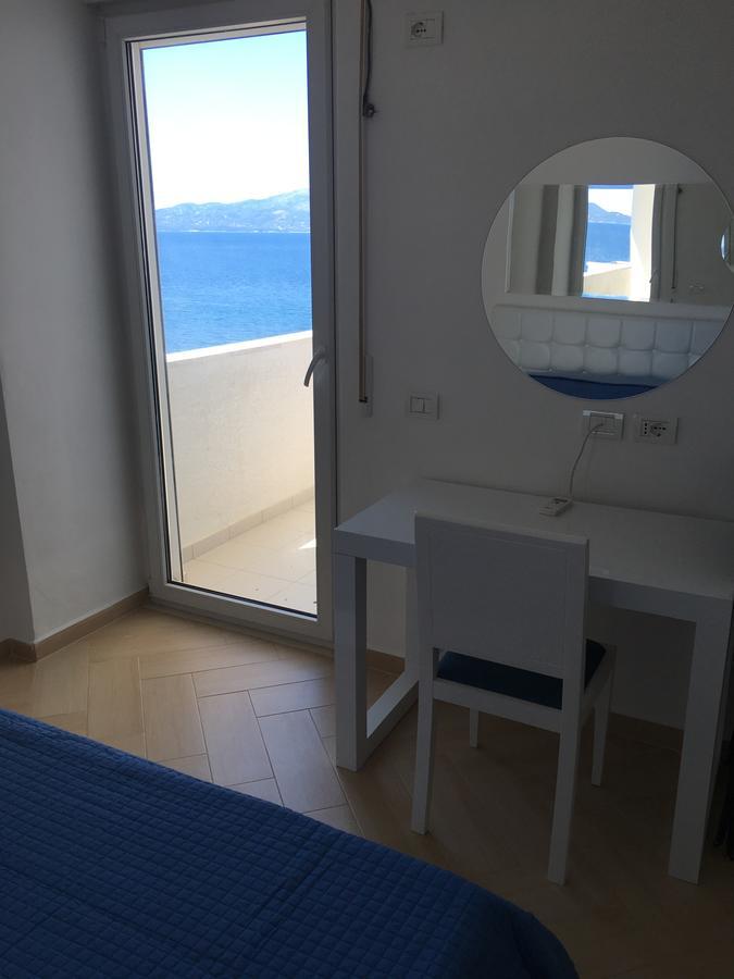 White Residence Apartament Саранда Екстер'єр фото