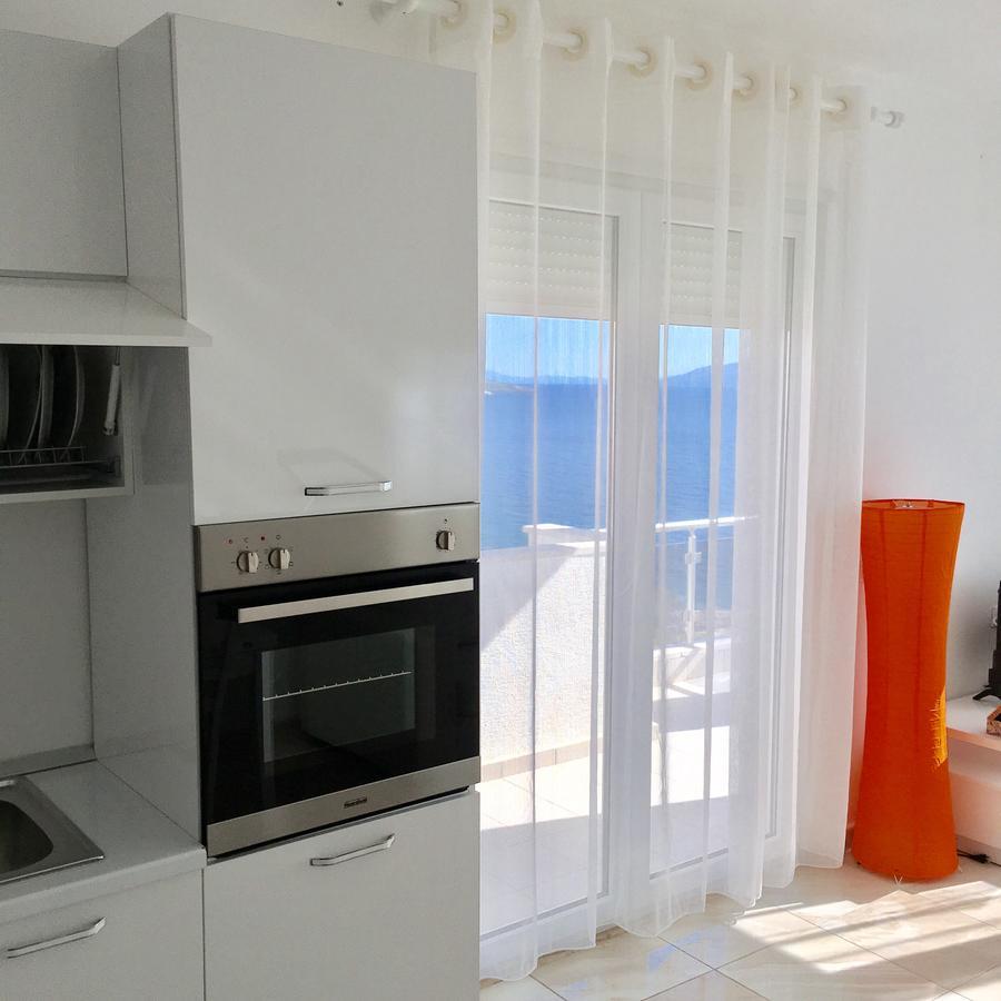 White Residence Apartament Саранда Екстер'єр фото